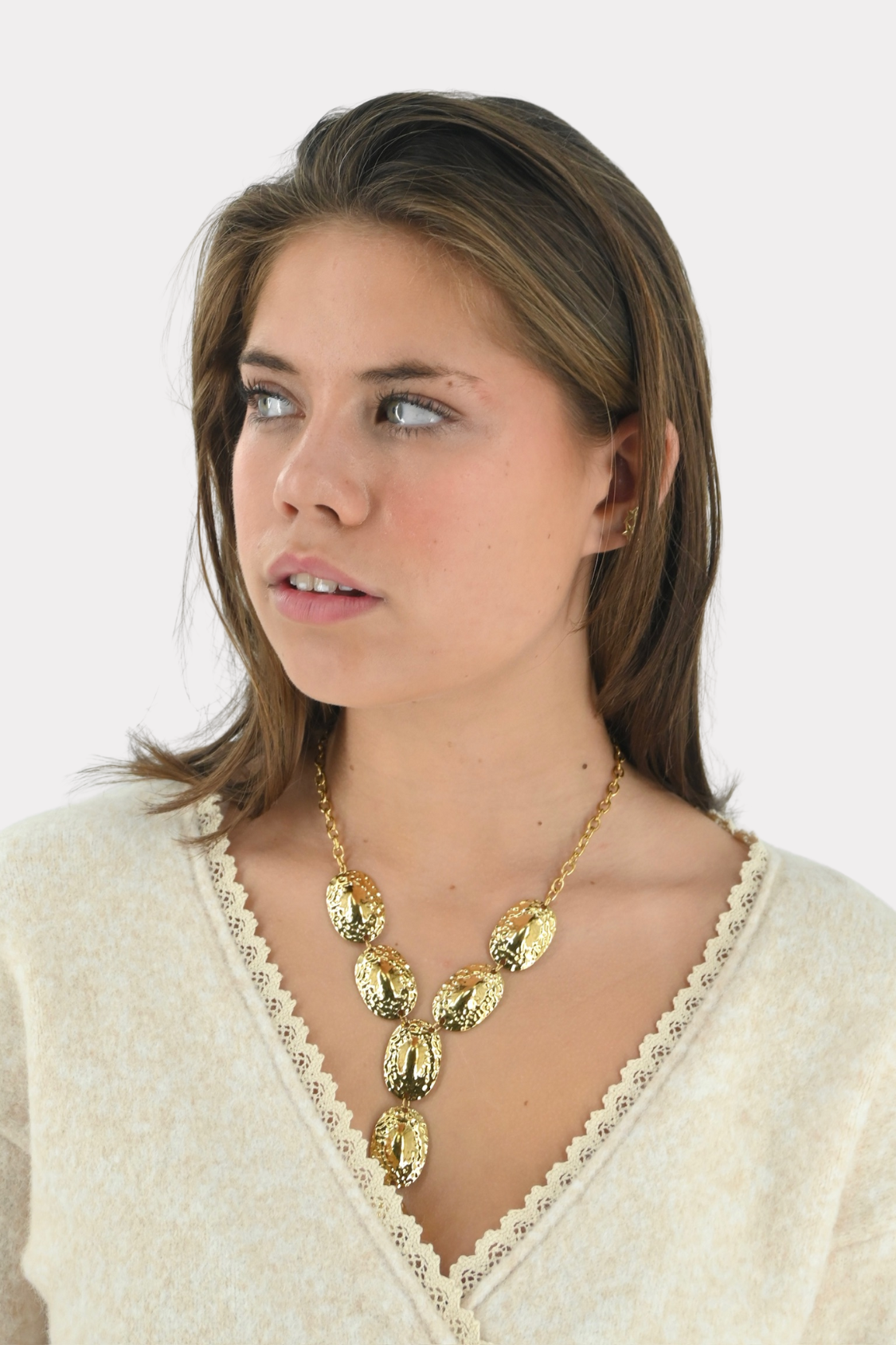 Golden-path-necklace-gold-fashiontiger-1