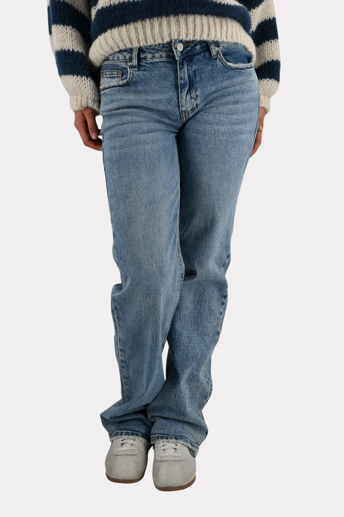 Alva-low-waist-jeans-blue-fashiontiger-1