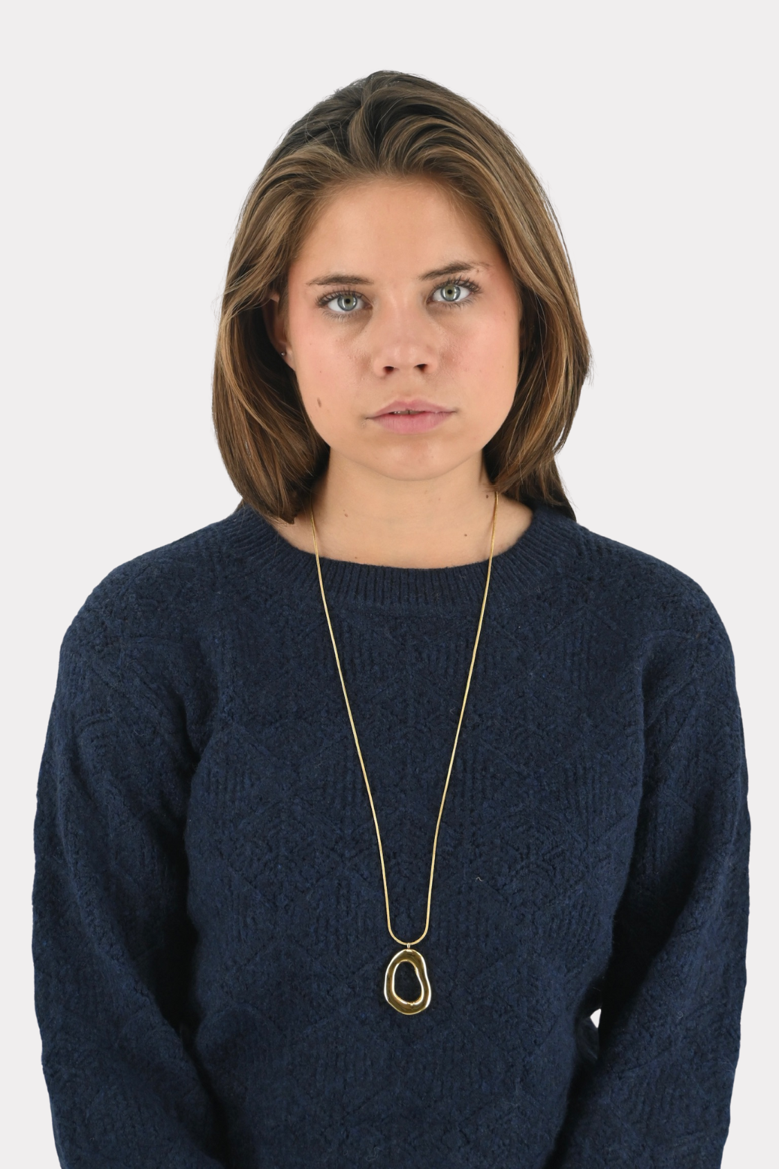 Open-oval-necklace-gold-fashiontiger