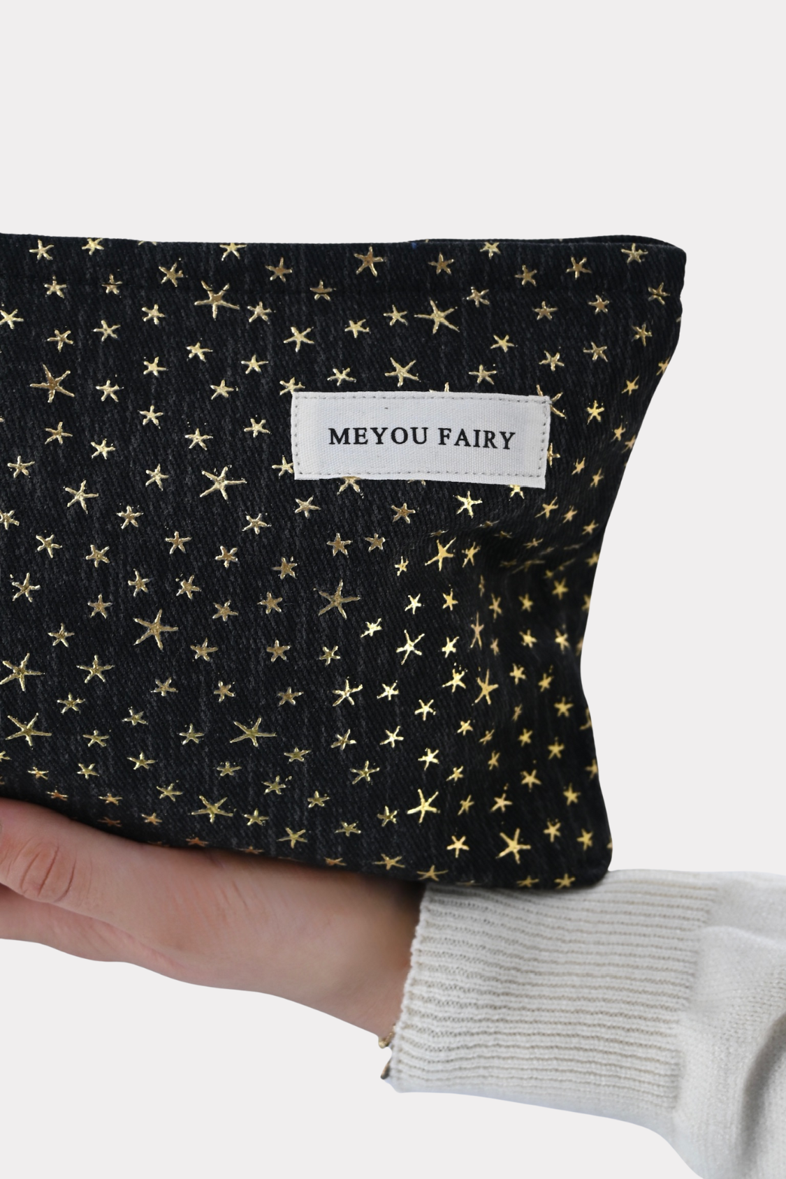 Starzy-beauty-bag-black-fashiontiger-1