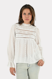 Amalien-blouse-white-fashiontiger