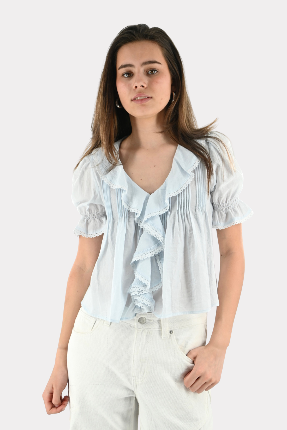 [photo_size]Lot is 1.74m lang en draagt maat S/M.