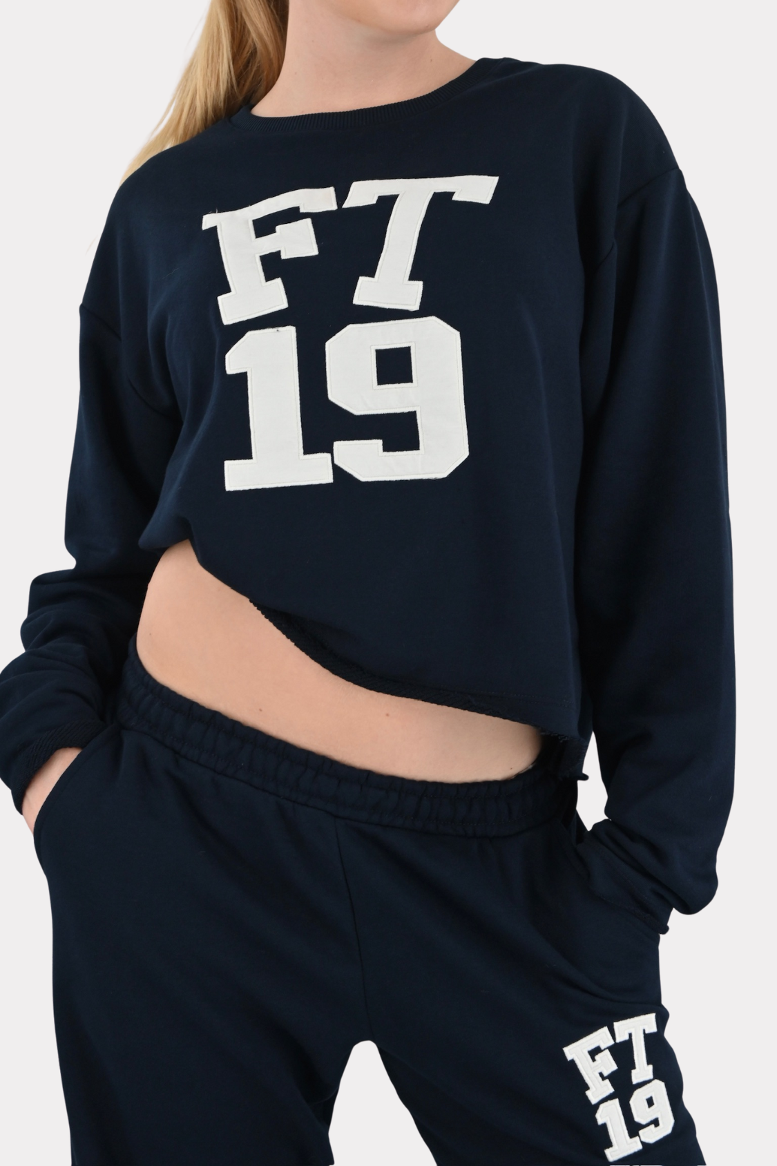 College-sweater-navy-7