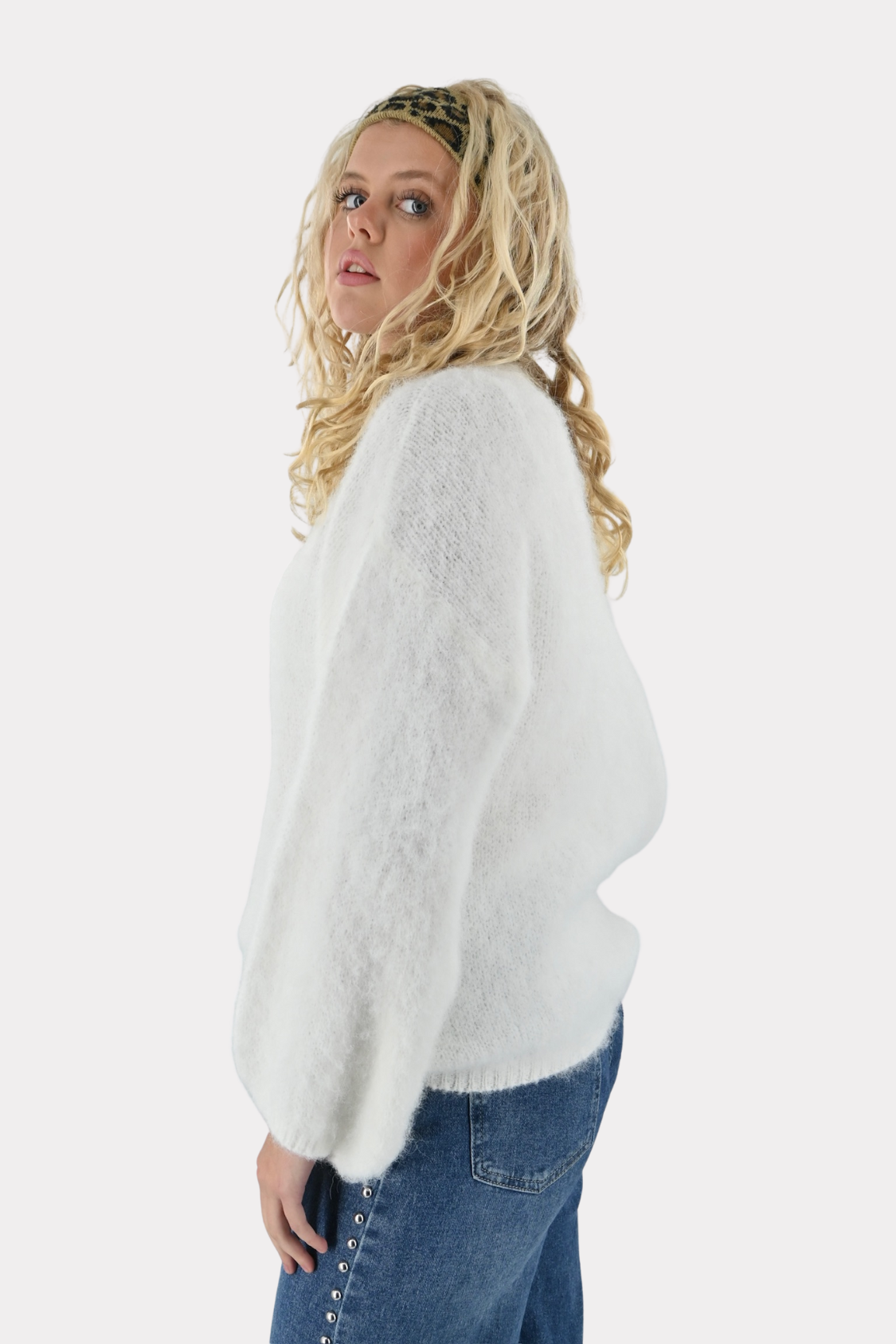 Faye-knit-white-Fashiontiger-3