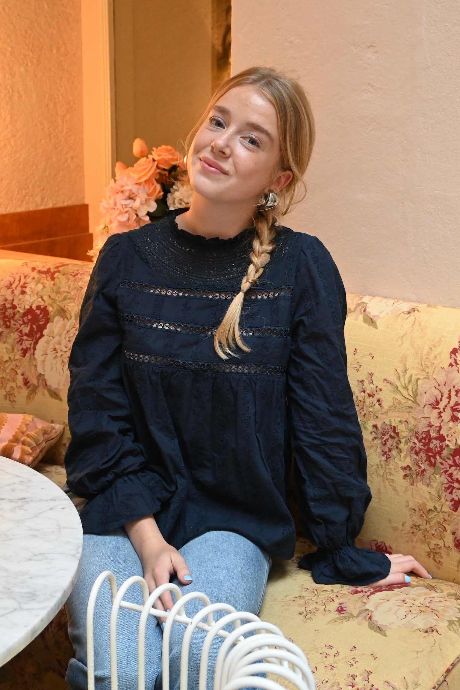 Amalien-blouse-navy-fashiontiger-5