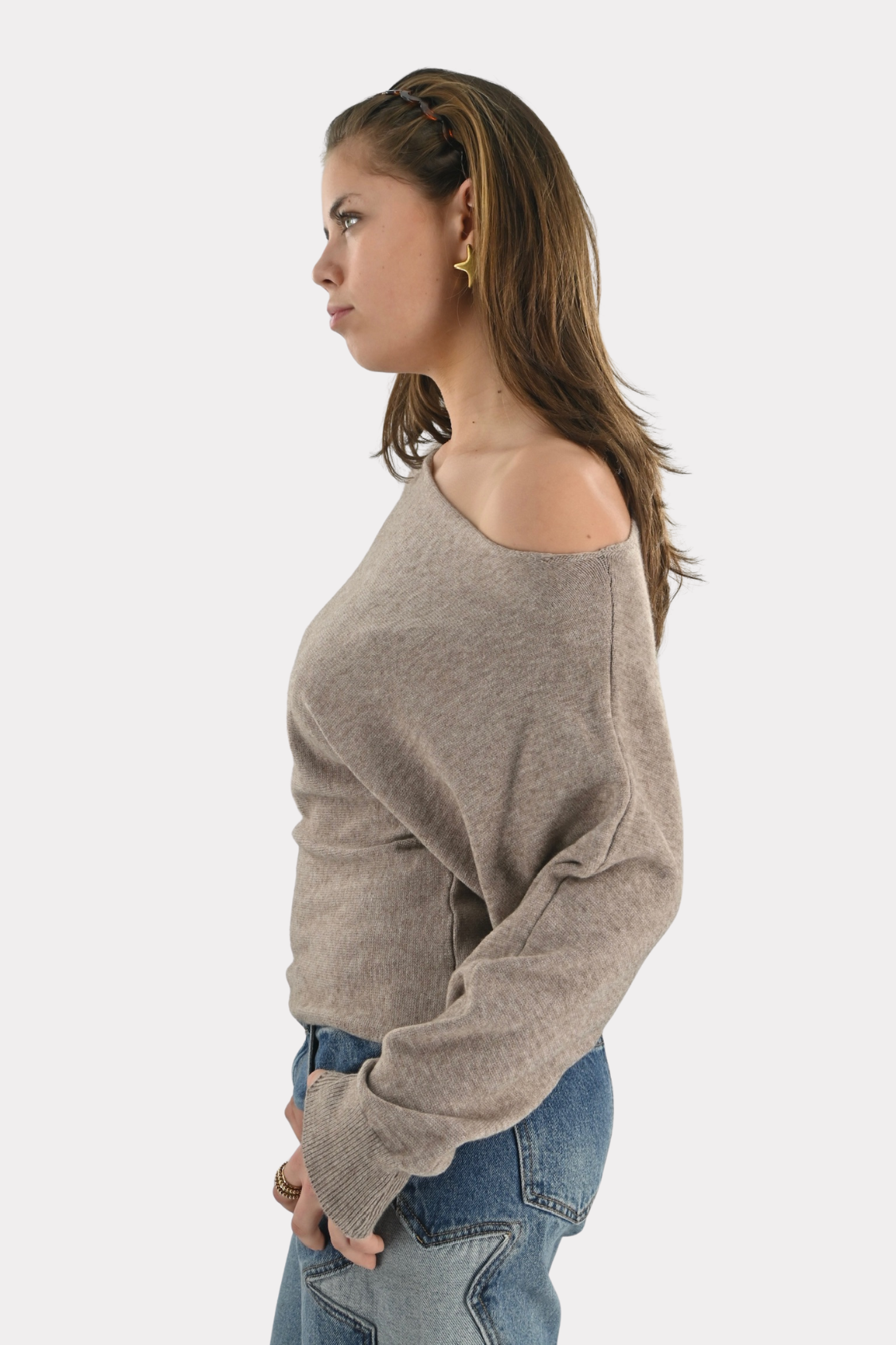 Menthe-off-shoulder-knit-beige-fashiontiger-3