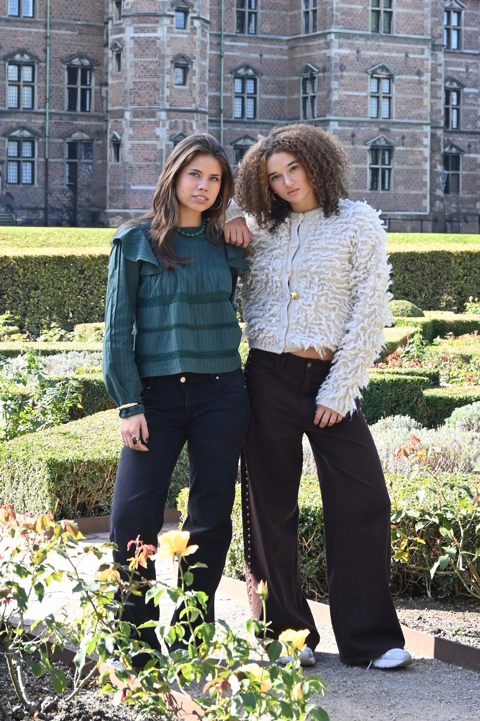 Zala-blouse-long-sleeve-donker-groen-fashiontiger-7