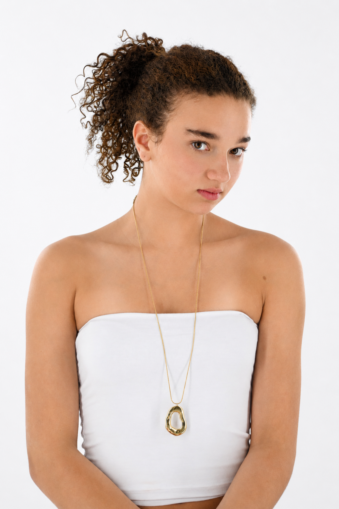 Oval love necklace - gold