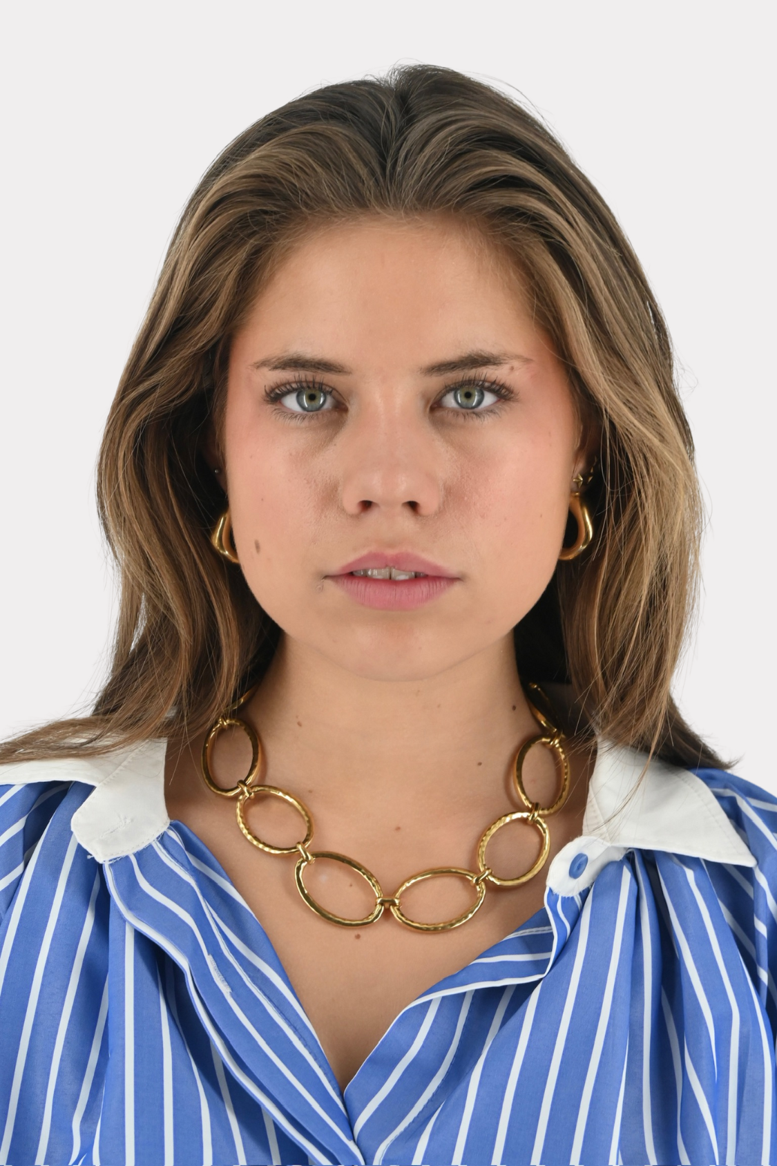 Oval-loops-necklace-gold-fashiontiger