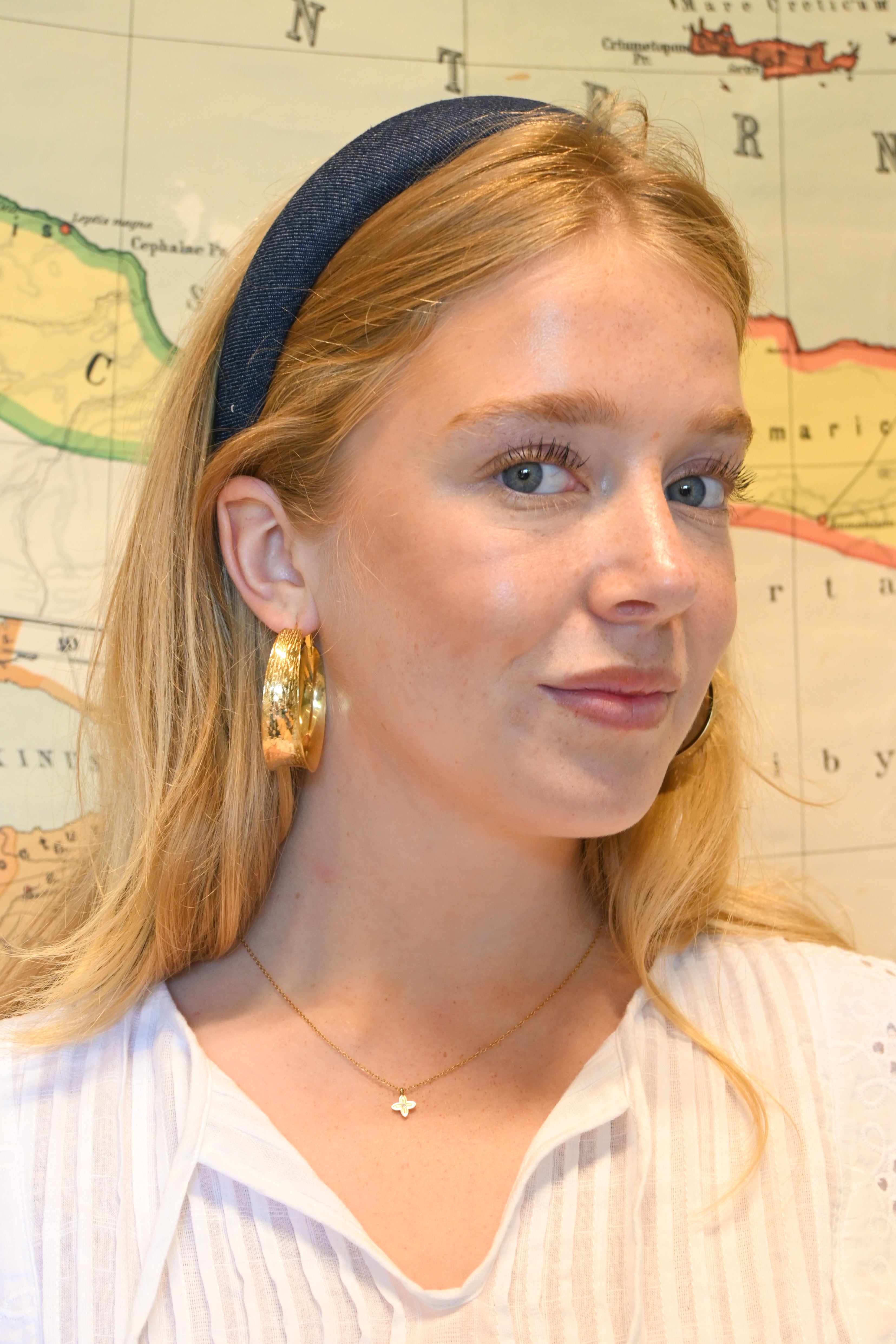 First day necklace - goud