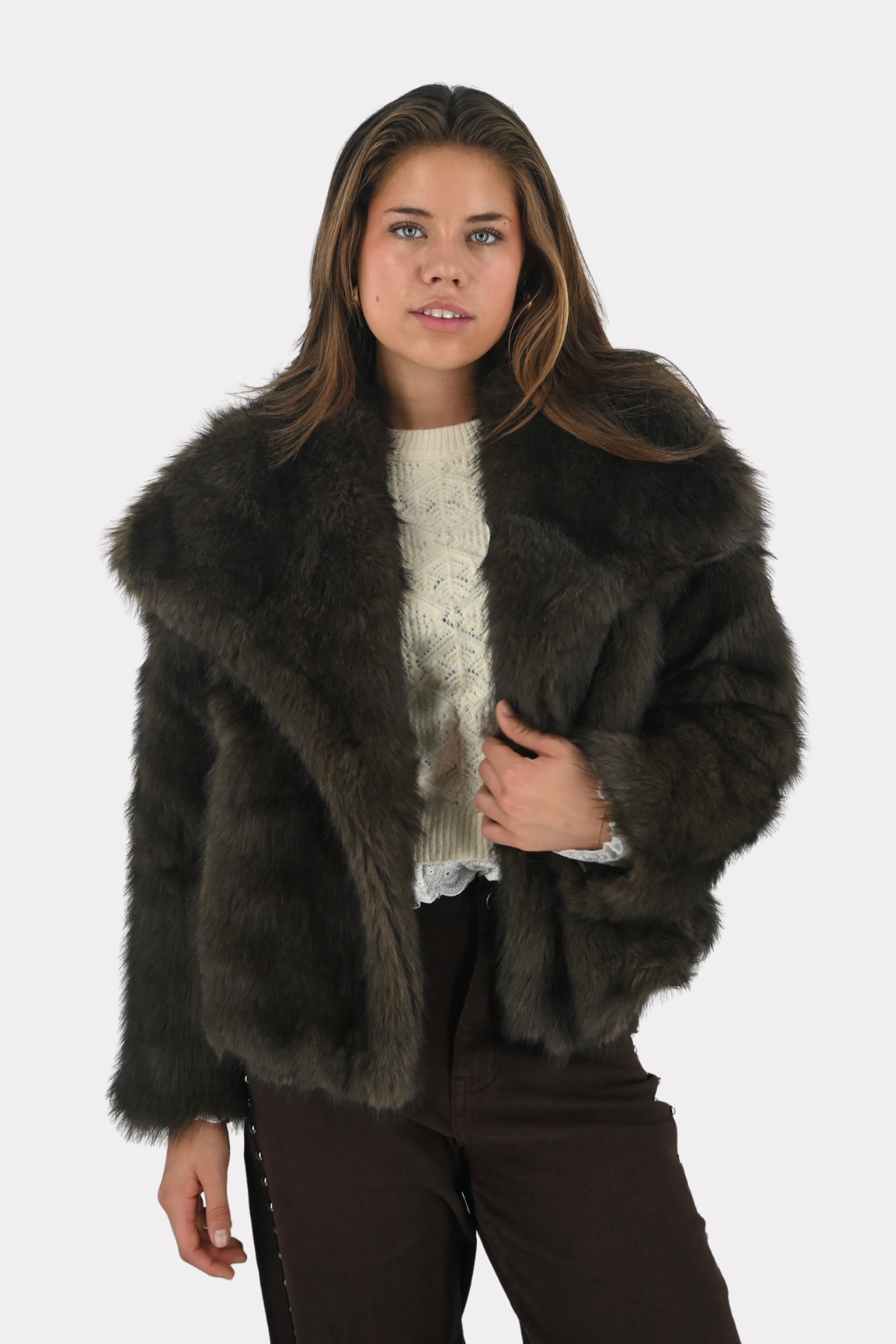 Fur-jacket-brown-fashiontiger-2