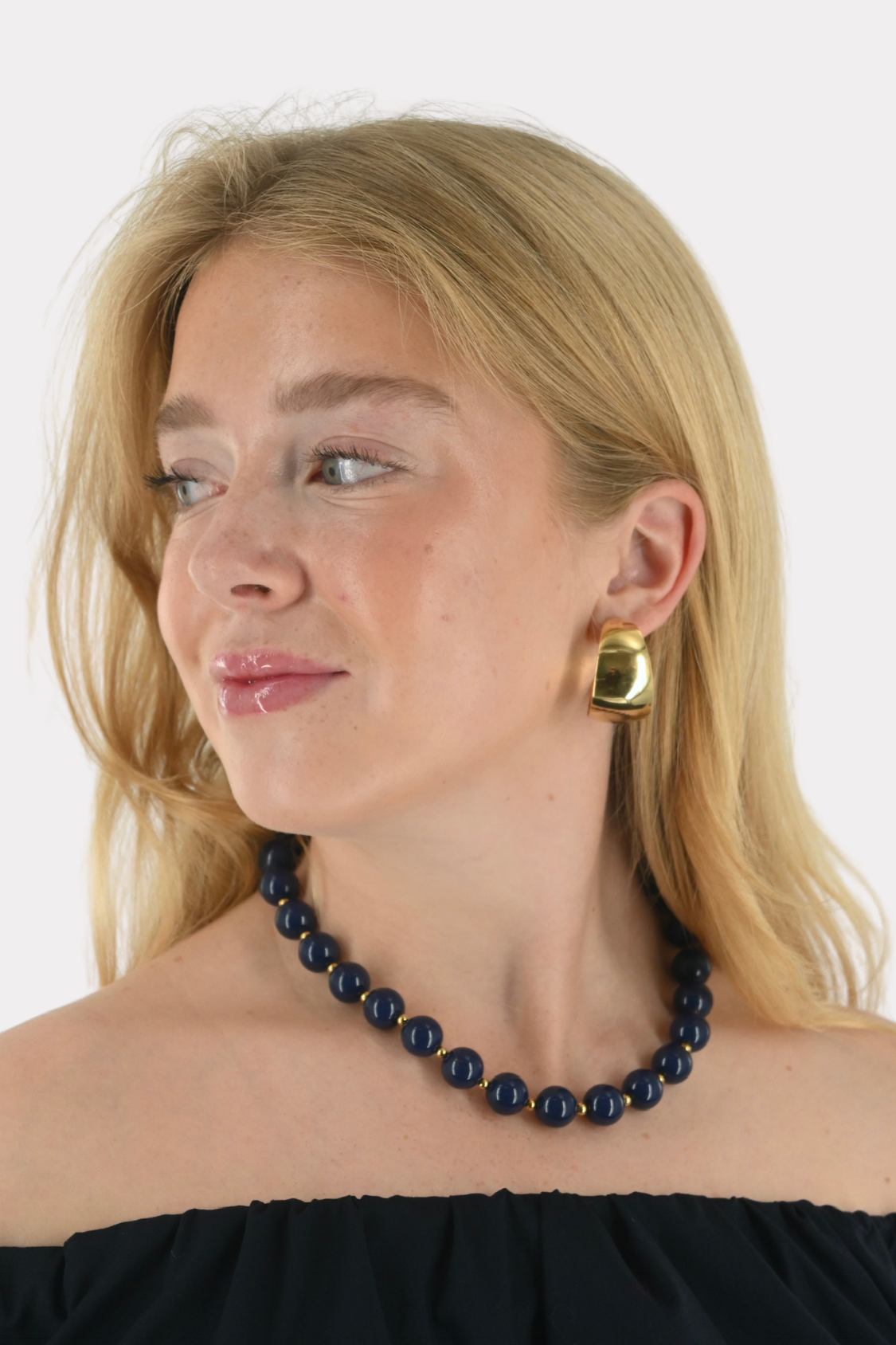 Fall-beads-necklace-navy-fashiontiger-2