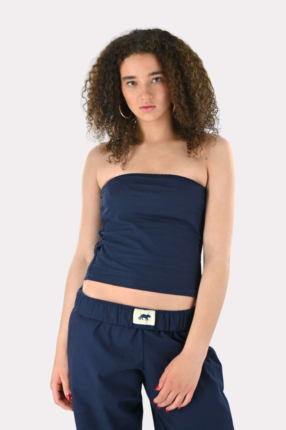 [photo_size]Gwen is 1.76 en draagt maat S/M.