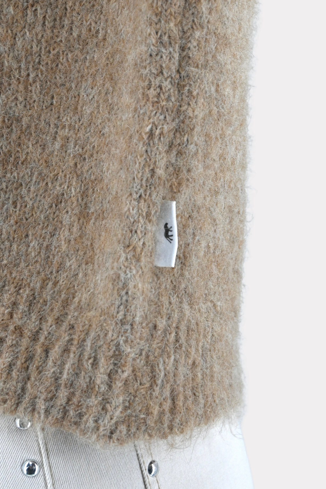 Lena-cardigan-taupe-fashiontiger-3