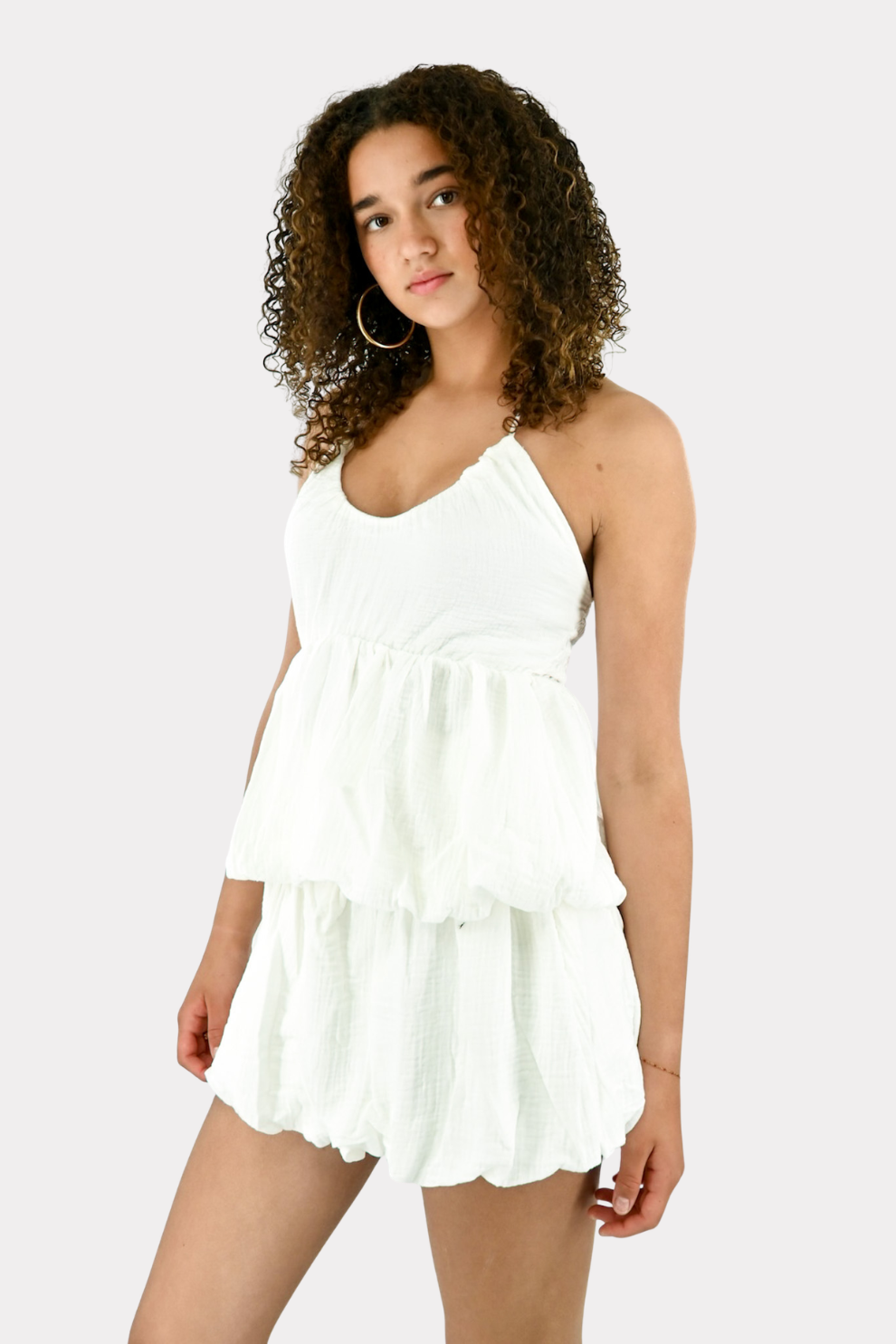 [photo_size]Gwen mesure 1,76 m et porte une taille S/M.