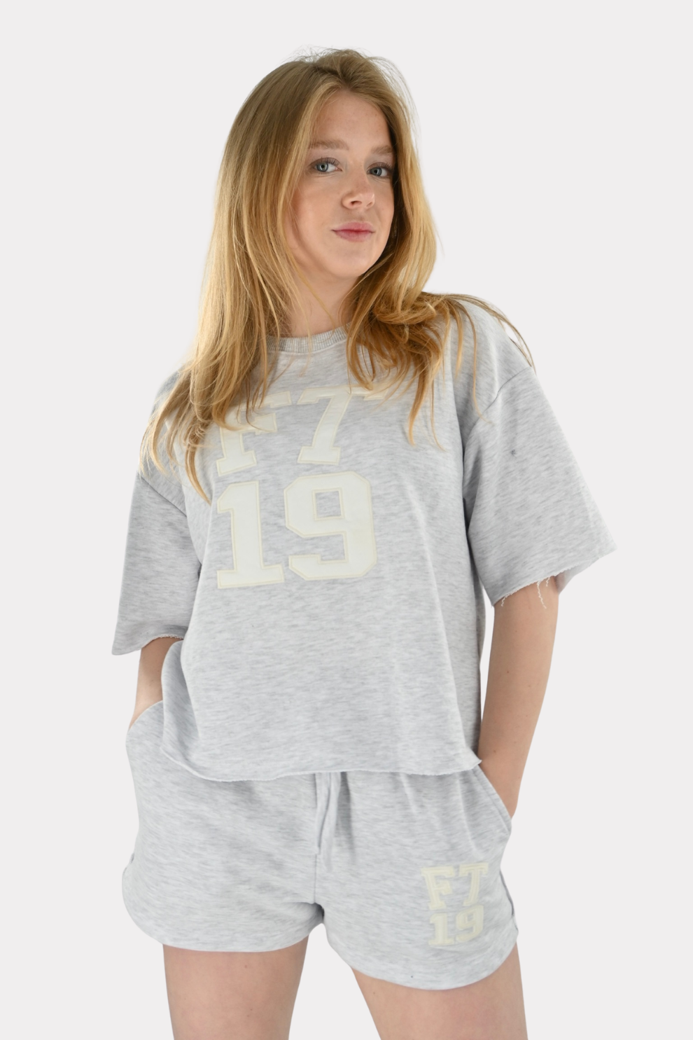 [photo_size]Noor is 1.69m lang en draagt maat S/M.[/photo_size]