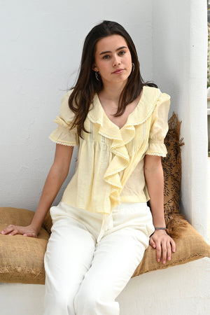 [photo_size]Le mannequin mesure 1,66 m et porte une taille S/M.[/photo_size]