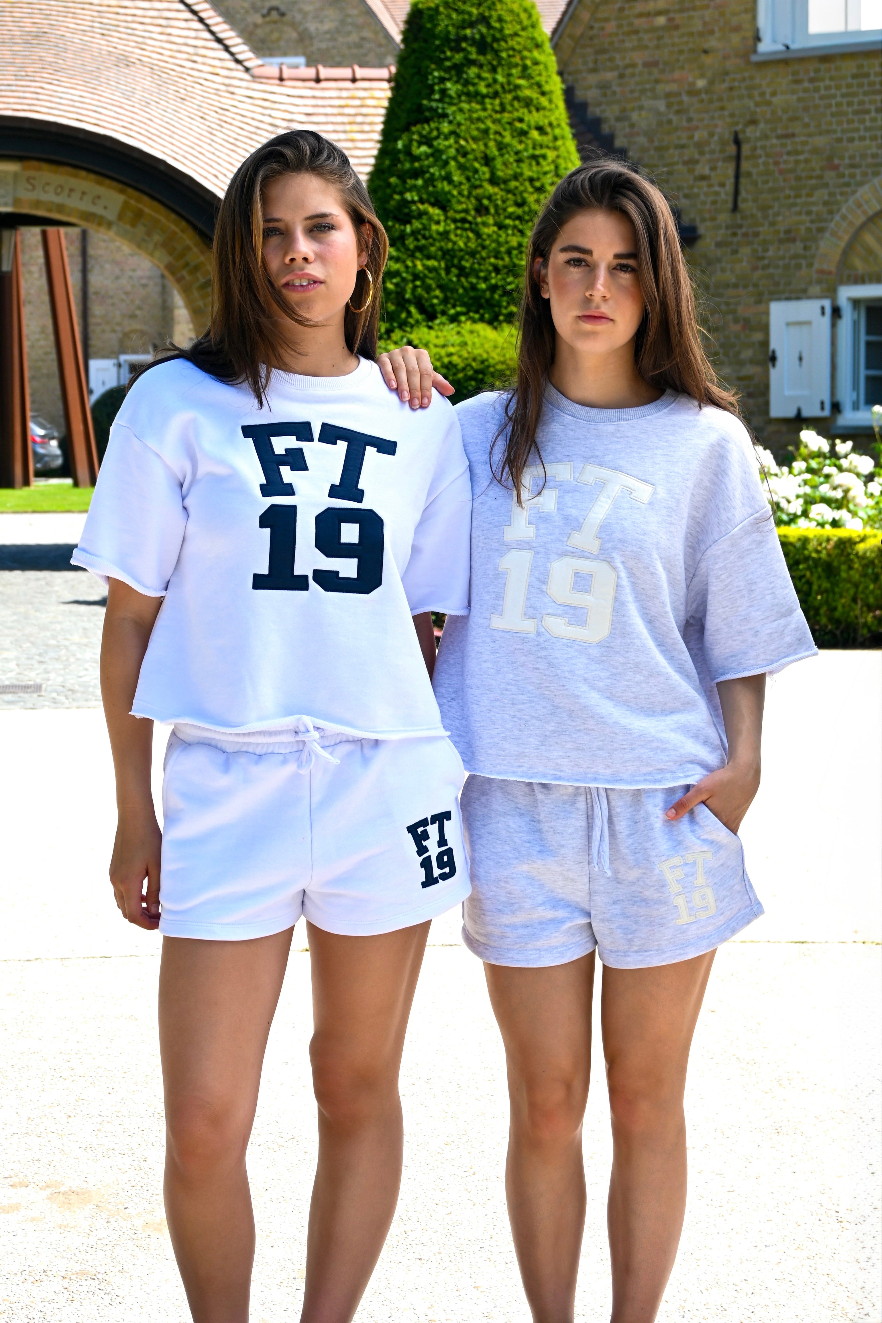 Top college - gris