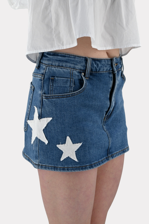 [photo_size]Noor mesure 1.69m et porte une taille S/M.[/photo_size]