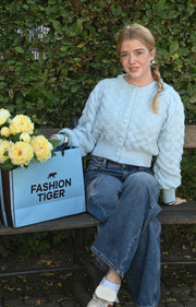 Yuna-cardigan-light-blue-fashiontiger-3