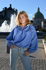 Rosa-blouse-striped-blue-white-fashiontiger