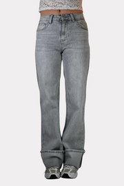 Folded_jeans_grey_fashiontiger_1