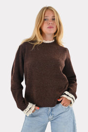 [photo_size]Noor ist 1,69 m groß und trägt One Size. Normalerweise trägt sie Größe S/M.[photo_size]