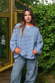 Lore t-shirt long sleeve striped - blauw/wit - fashiontiger