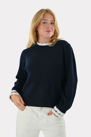 [photo_size]Noor is 1.69m lang en draagt one-size. Normaal draagt zij maat S/M.[photo_size]
