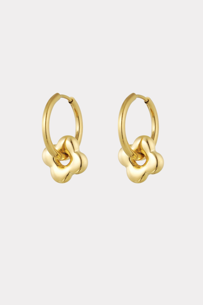 just_my_luck_earrings_gold